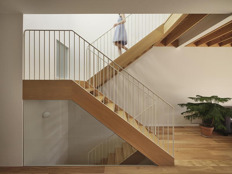 Press kit | 7798-01 - Press release | The Lilac House - assemblage studio - Residential Architecture - Photo credit: Maxime Brouillet