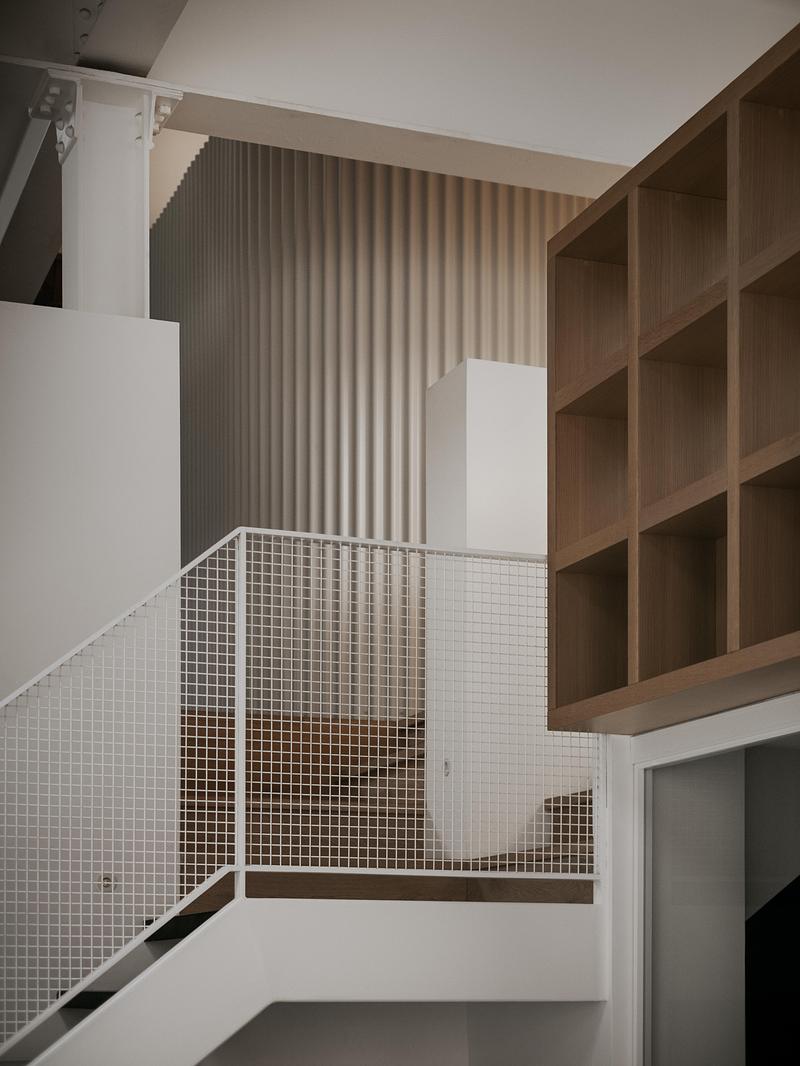 Press kit | 2744-13 - Press release | Dollhouse Loft - StudioAC - Residential Architecture - Stair - Photo credit: Felix Michaud