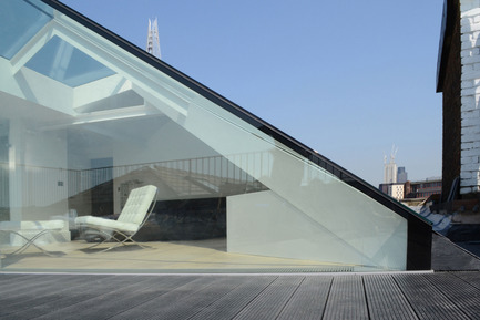 Press kit | 1028-02 - Press release | Winning projects announced at the 2012 Emirates Glass Leaf Awards - The Emirates Glass LEAF Awards - Competition - Marco Guarnieri, with White Grounds UK