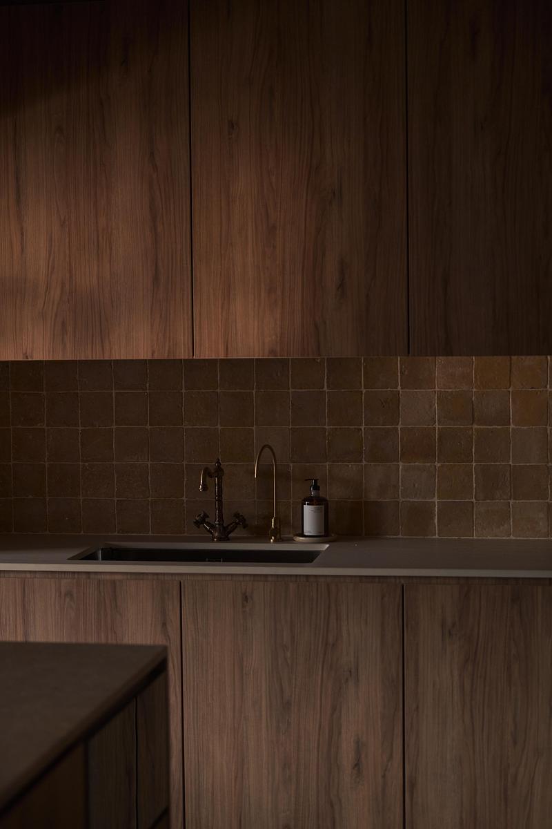 Press kit | 7826-01 - Press release | In a Park - L Architects - Residential Interior Design - Photo credit: Jovian Lim