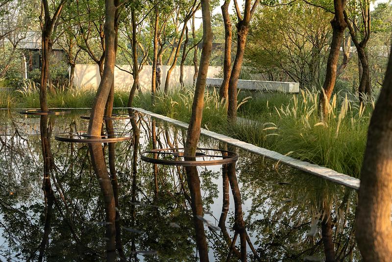 Press kit | 7844-01 - Press release | Luxelakes C7 South Golden Bay Model Island - Chengdu MaiWei Landscape Architecture Studio - Landscape Architecture - Photo credit:  PrismImage 