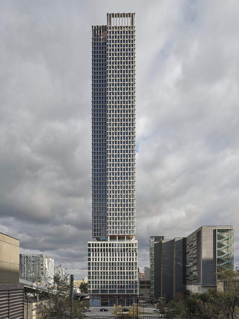 Press kit | 721-15 - Press release | 900 Saint-Jacques: Between Past, Modernity, and Mobility - Chevalier Morales - Real Estate - Photo credit:  Maxime Brouillet 