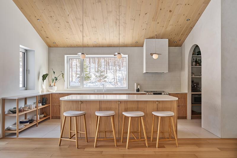 Press kit | 7341-03 - Press release | Maison Bigenerational de la Coulée Douce - La Nony FAMILI - Residential Interior Design - Photo credit: Ulysse Lemerise Bouchard - OSA images