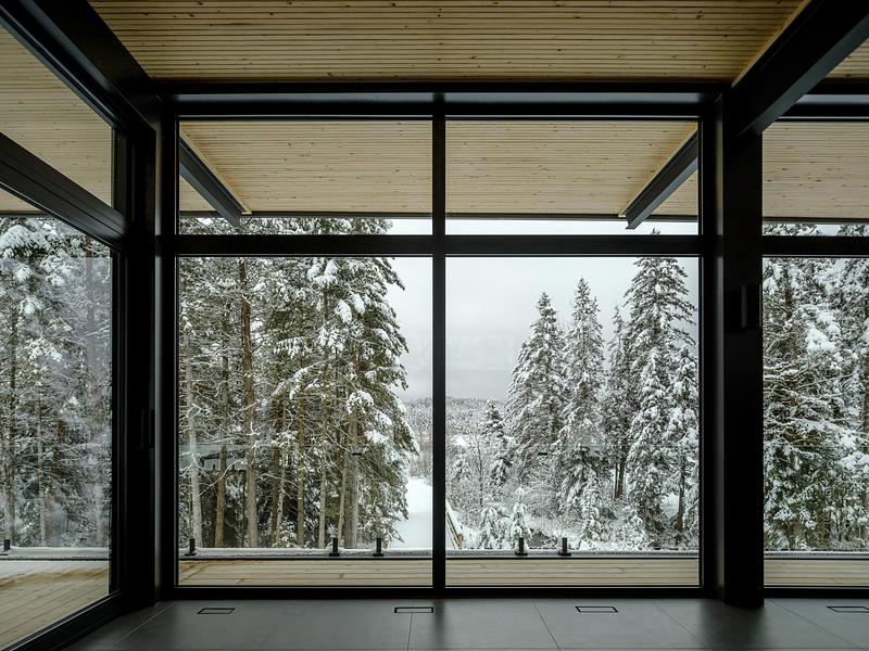 Dossier de presse | 2263-10 - Communiqué de presse | Résidence Saint-Damien : un refuge familial entre champs et forêt - Anne Carrier - Architecture résidentielle - Crédit photo : Paul Dussault