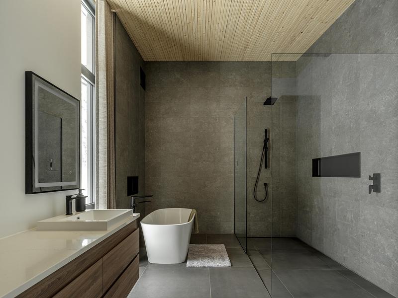 Dossier de presse | 2263-10 - Communiqué de presse | Résidence Saint-Damien : un refuge familial entre champs et forêt - Anne Carrier - Architecture résidentielle - Crédit photo : Paul Dussault