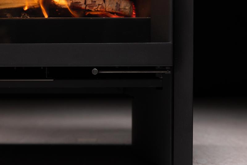 Dossier de presse | 1564-07 - Communiqué de presse | Stûv America dévoile le s6-H, un poêle unique, moderne et affirmé - Stûv America - Produit - Crédit photo : Anthony Rodier