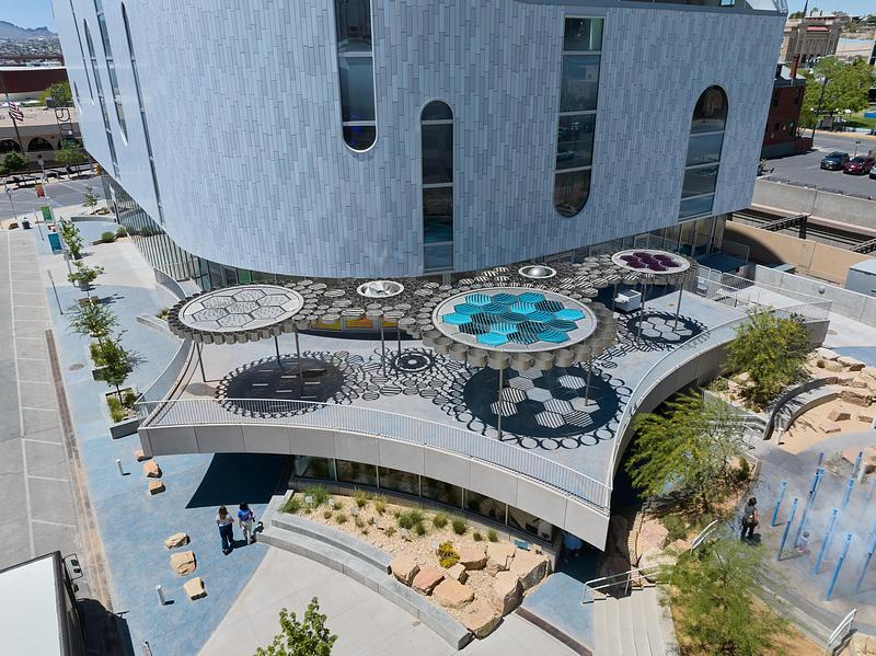 Press kit | 2757-61 - Press release | Defining a New Urban Experience Through the Lens of Digital Craft - FUTUREFORMS - Urban Design - Weatherscape is a sculptural canopy that channels dynamic weather conditions triggering optical, material and sound effects in multiple ways. - Photo credit: Brian Wancho