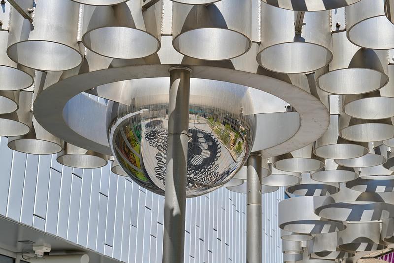 Press kit | 2757-61 - Press release | Defining a New Urban Experience Through the Lens of Digital Craft - FUTUREFORMS - Urban Design -  Weatherscape encourages discovery through interaction and observation, allowing viewers to experience the invisible forces that shape our environment.  - Photo credit: <p>Brian Wancho</p>