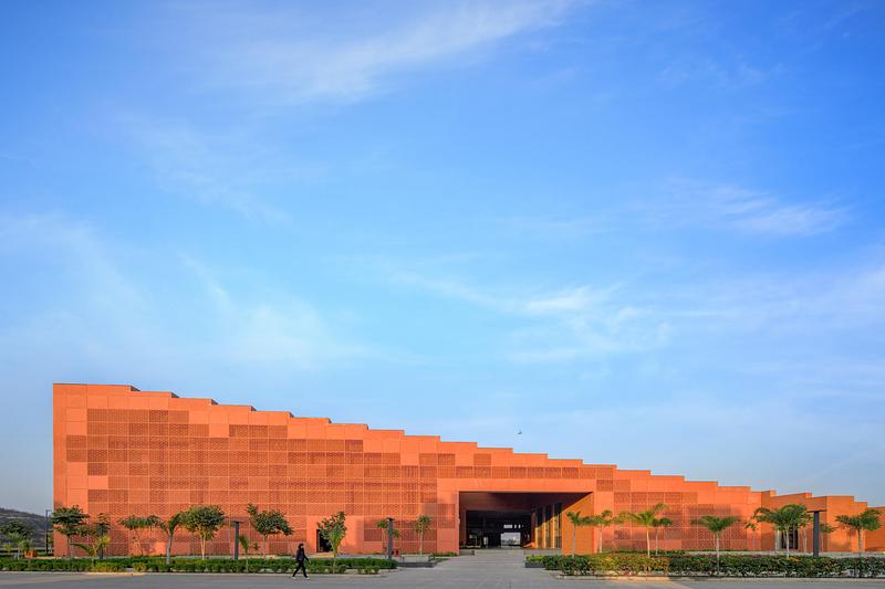 Press kit | 1432-31 - Press release | Prestige University - Sanjay Puri Architects - Institutional Architecture - Photo credit: Vinay Panjwani