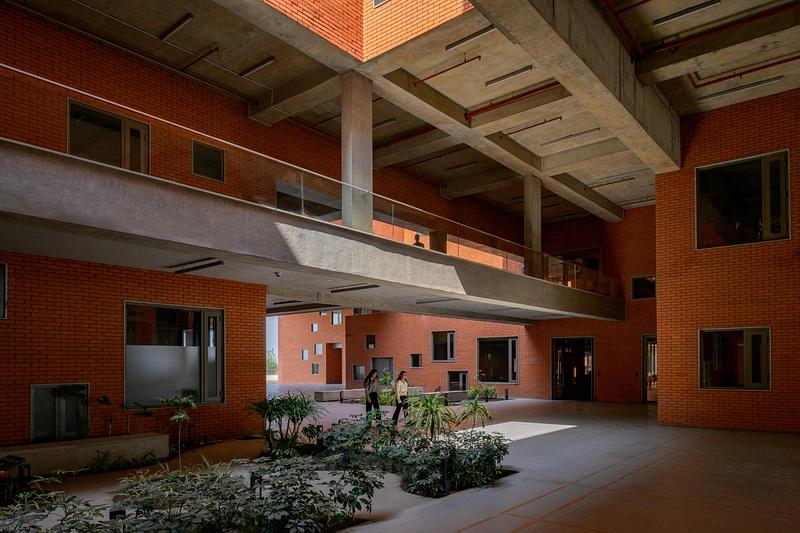 Press kit | 1432-31 - Press release | Prestige University - Sanjay Puri Architects - Institutional Architecture - Photo credit: Vinay Panjwani