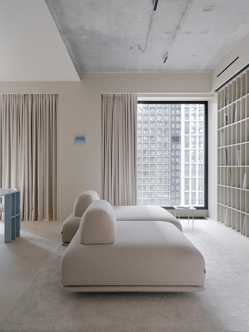 Dossier de presse | 7848-01 - Communiqué de presse | Rethinking the Sky House - Arina Krisanova - Design d’intérieur résidentiel