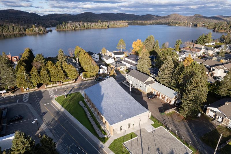 Dossier de presse | 3369-01 - Communiqué de presse | Bibliothèque Monica C. Gratton — LEED Or - Perrault Architecture - Architecture institutionnelle - Crédit photo : Raphaël Thibodeau