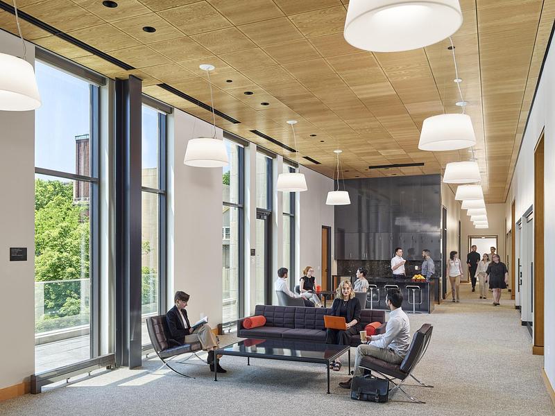 Dossier de presse | 7855-02 - Communiqué de presse | VMA’s LEED Gold-Certified Education Building for Lehigh University Advances Hybrid Methods of Learning and Prepares Students for Real-World Exchange - Voith & Mactavish Architects LLP - Architecture institutionnelle - Crédit photo : Jeffrey Totaro