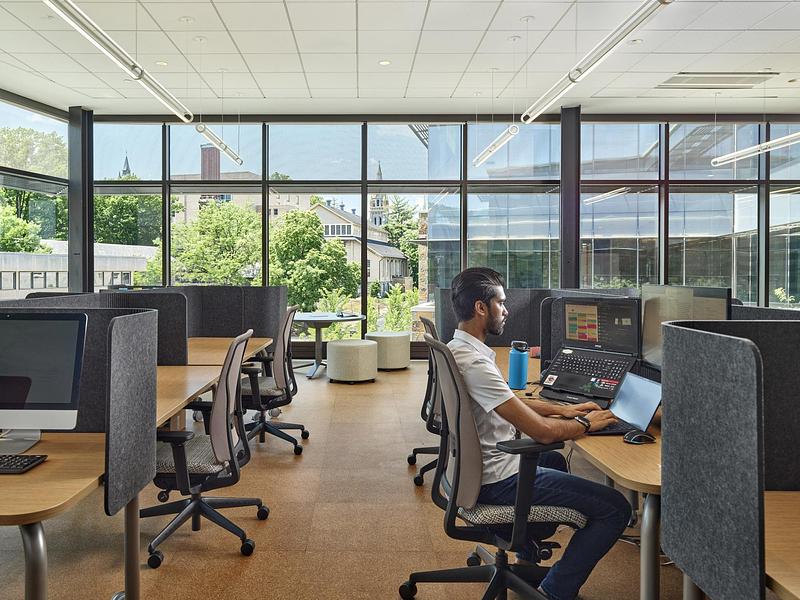 Dossier de presse | 7855-02 - Communiqué de presse | VMA’s LEED Gold-Certified Education Building for Lehigh University Advances Hybrid Methods of Learning and Prepares Students for Real-World Exchange - Voith & Mactavish Architects LLP - Architecture institutionnelle - Crédit photo : Jeffrey Totaro