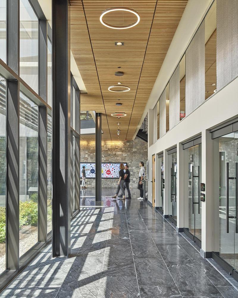 Dossier de presse | 7855-02 - Communiqué de presse | VMA’s LEED Gold-Certified Education Building for Lehigh University Advances Hybrid Methods of Learning and Prepares Students for Real-World Exchange - Voith & Mactavish Architects LLP - Architecture institutionnelle - Crédit photo : Jeffrey Totaro