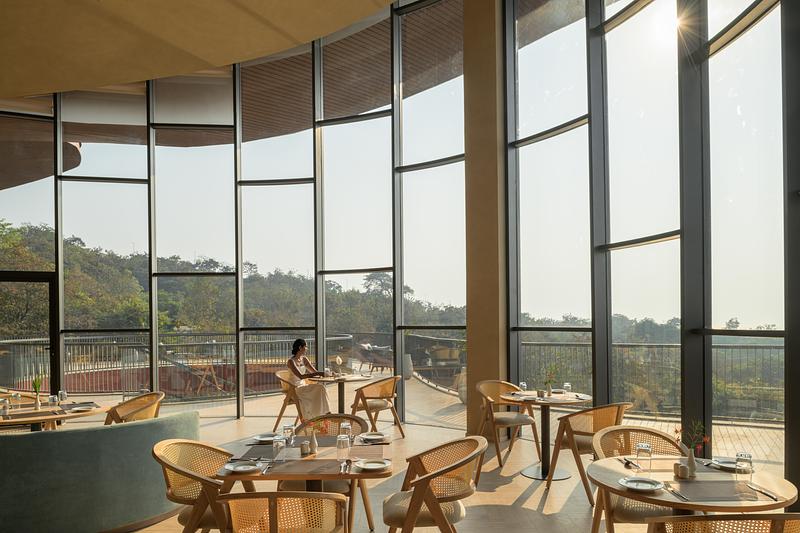 Press kit | 1432-29 - Press release | CREST NINE - Sanjay Puri Architects - Commercial Architecture - Photo credit: Vinay Panjwani