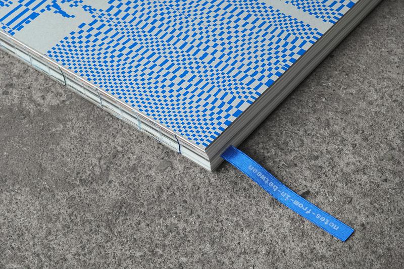 Press kit | 7849-01 - Press release | "Dream in Progress": The New Book About the Architecture of Travel with Outstanding Hotels and Holiday Homes - URLAUBSARCHITEKTUR - Lifestyle - Book detail with visible stitching - Photo credit: Volker Warning