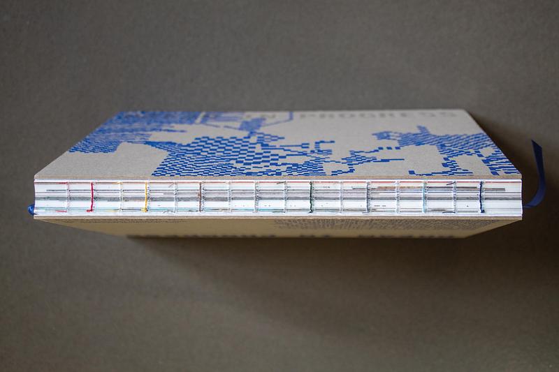 Press kit | 7849-01 - Press release | "Dream in Progress": The New Book About the Architecture of Travel with Outstanding Hotels and Holiday Homes - URLAUBSARCHITEKTUR - Lifestyle - Book spine - Photo credit: Ulrich Stefan Knoll