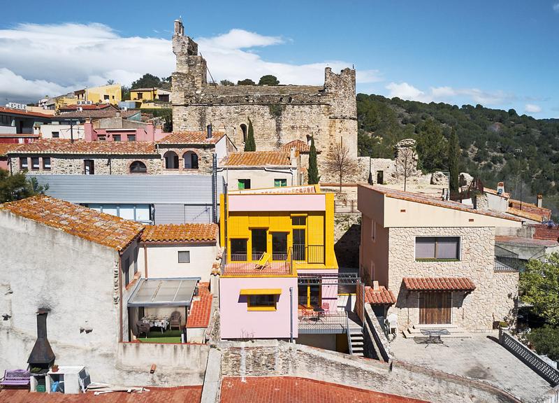 Press kit | 7849-01 - Press release | "Dream in Progress": The New Book About the Architecture of Travel with Outstanding Hotels and Holiday Homes - URLAUBSARCHITEKTUR - Lifestyle - Ca la Carolina (ES) by Lacol &amp; Altura Arquitectes - Photo credit: Pol Viladoms