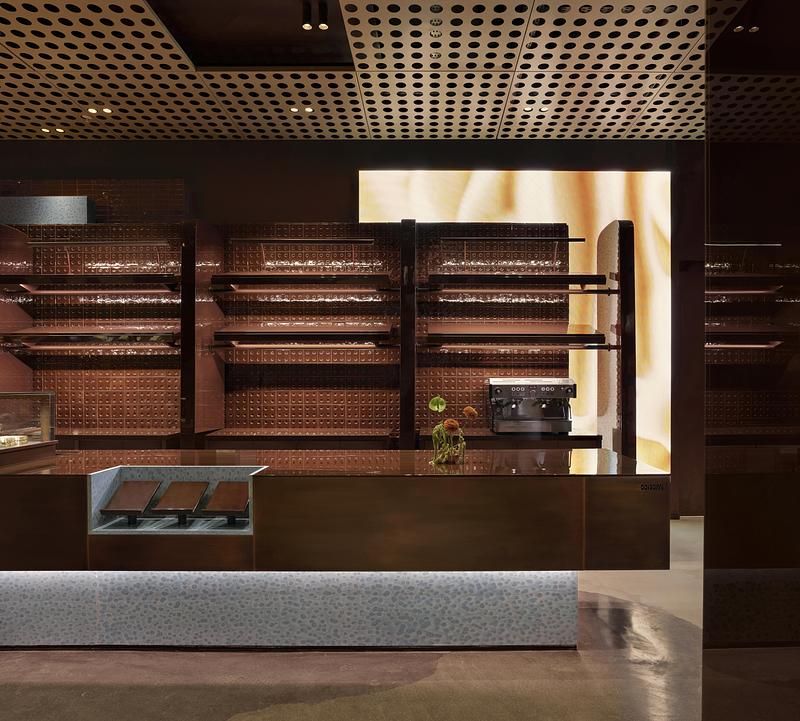 Dossier de presse | 7775-03 - Communiqué de presse | ORIGAMI : une expérience sensorielle de boulangerie - URBANJOBS - Design d’intérieur commercial - ORIGAMI by URBANJOBS - Crédit photo : İbrahim Özbunar I 645studio