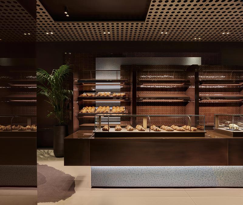 Dossier de presse | 7775-03 - Communiqué de presse | ORIGAMI : une expérience sensorielle de boulangerie - URBANJOBS - Design d’intérieur commercial - ORIGAMI by URBANJOBS - Crédit photo : İbrahim Özbunar I 645studio