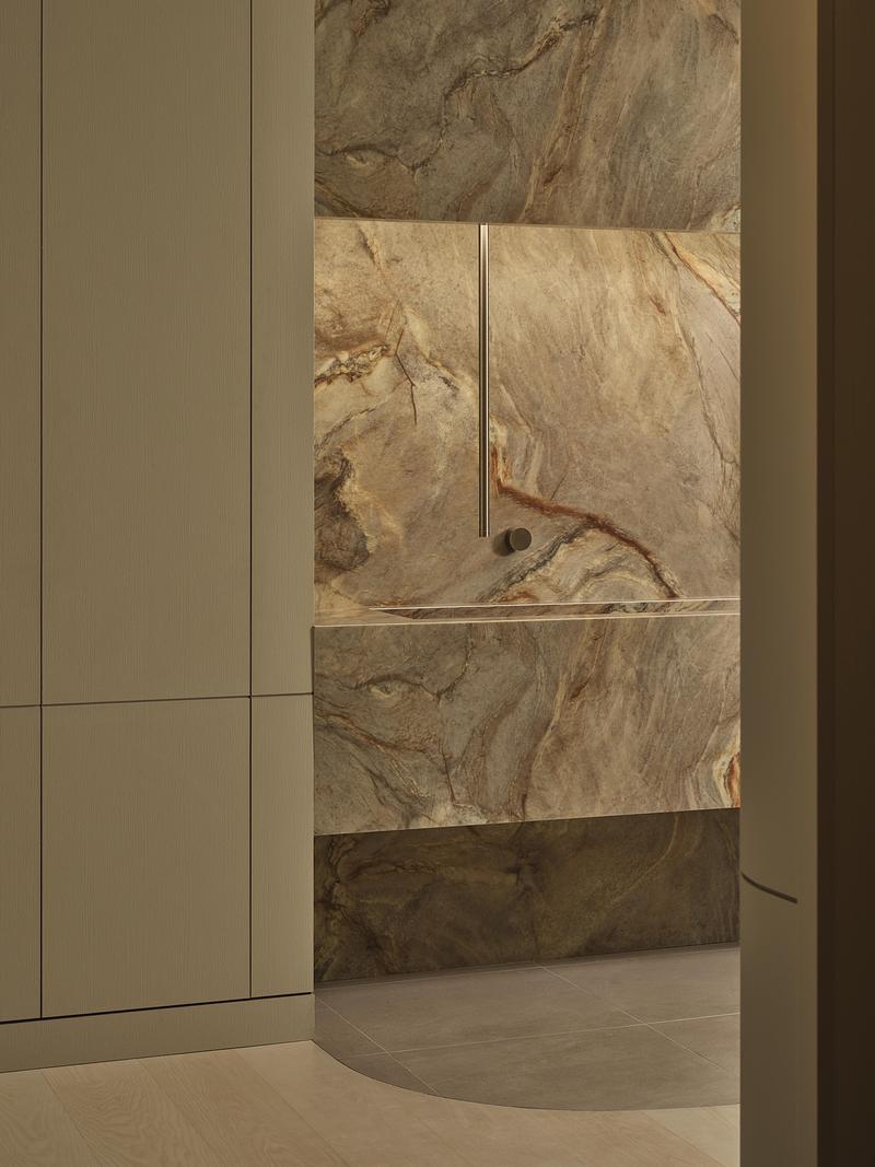 Dossier de presse | 7505-02 - Communiqué de presse | Solis Movement Expands East: A Sun-Washed Sanctuary for Strength and Motion - Simone Ferkul Projects - Design d’intérieur commercial - Crédit photo : Riley Snelling 