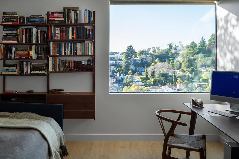 Dossier de presse | 5795-10 - Communiqué de presse | Slot House - ANX / Aaron Neubert Architects - Architecture résidentielle - Den - Crédit photo : HANA / Paul Vu