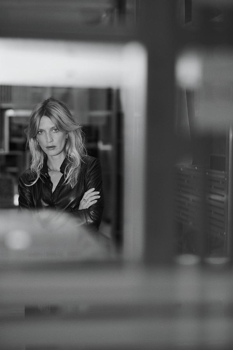 Press kit | 7861-01 - Press release | KAIA Presents First Collection with Pauline Leprince: Beneath the Surface - KAIA - Lighting Design - Pauline Leprince, Designer - Photo credit: Alexis Armanet