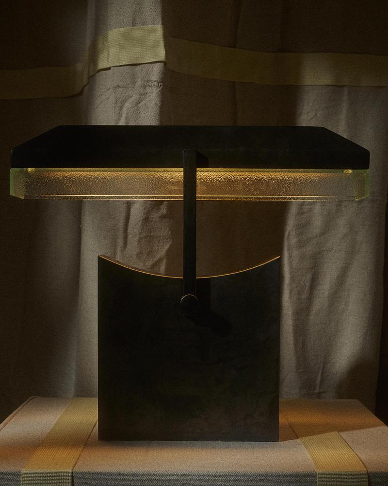 Press kit | 7861-01 - Press release | KAIA Presents First Collection with Pauline Leprince: Beneath the Surface - KAIA - Lighting Design - "Axis" Table Lamp - Photo credit: Matthew Gordon