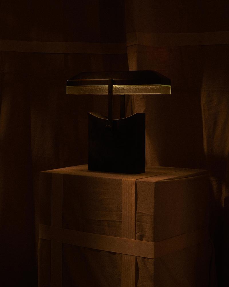 Press kit | 7861-01 - Press release | KAIA Presents First Collection with Pauline Leprince: Beneath the Surface - KAIA - Lighting Design - "Axis" Table Lamp - Photo credit: Matthew Gordon