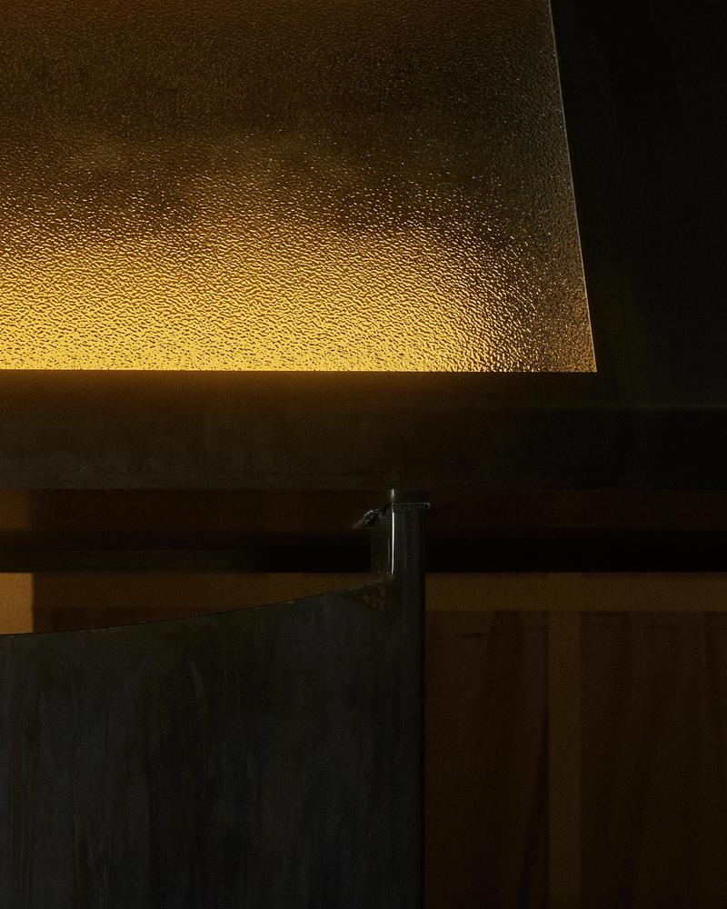 Press kit | 7861-01 - Press release | KAIA Presents First Collection with Pauline Leprince: Beneath the Surface - KAIA - Lighting Design - "Under the Surface" Console Table - Photo credit: Matthew Gordon