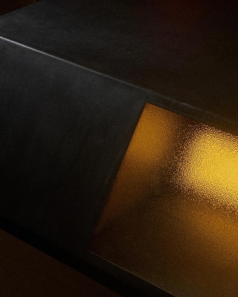 Press kit | 7861-01 - Press release | KAIA Presents First Collection with Pauline Leprince: Beneath the Surface - KAIA - Lighting Design - "Under the Surface" Console Table - Photo credit: Matthew Gordon