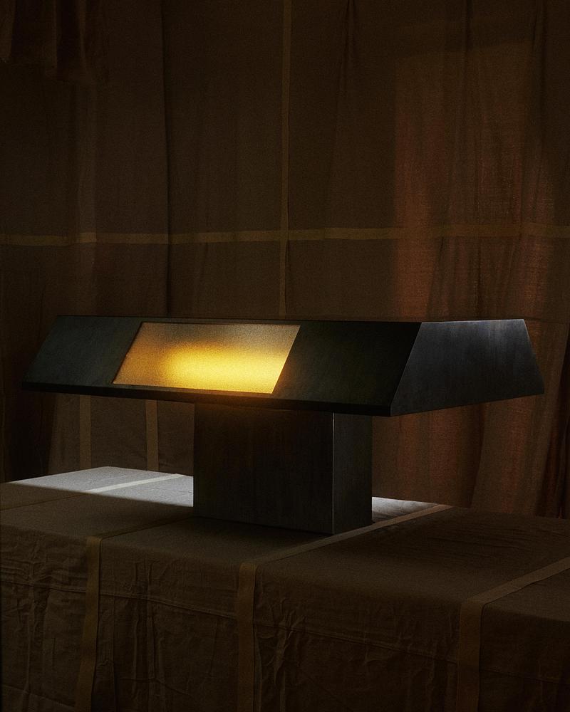 Press kit | 7861-01 - Press release | KAIA Presents First Collection with Pauline Leprince: Beneath the Surface - KAIA - Lighting Design - "Under the Surface" Console Table - Photo credit: Matthew Gordon