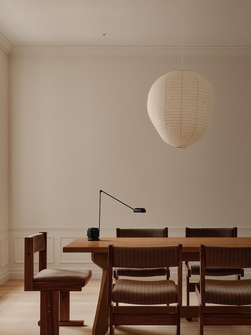 Press kit | 4241-11 - Press release | Wood Residence - Vives St-Laurent - Residential Architecture - Dining room - Photo credit: Alex Lesage