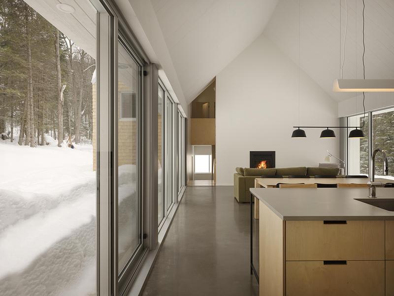 Press kit | 2367-02 - Press release | La Maraude - Nathalie Thibodeau architecte - Residential Architecture - Photo credit: Maxime Brouillet