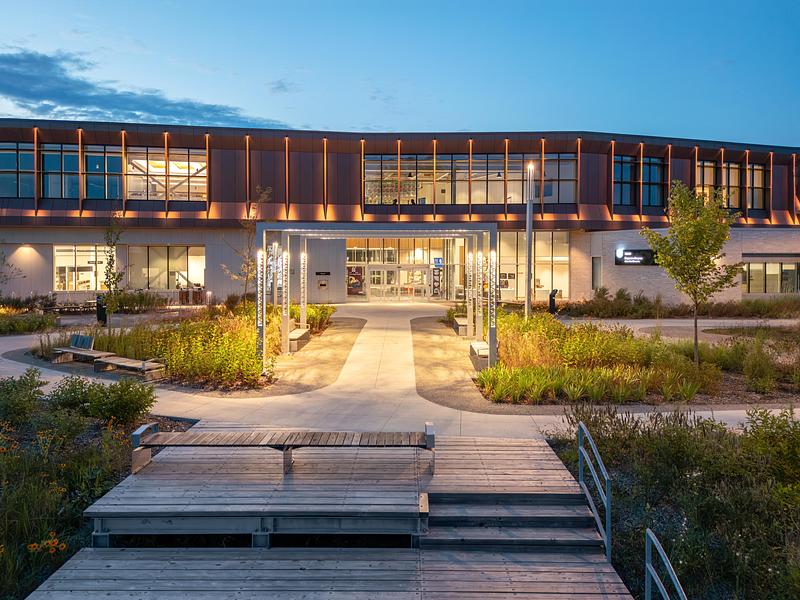 Dossier de presse | 3310-01 - Communiqué de presse | L’Espace citoyen des Confluents — le paysage comme infrastructure du vivant - Projet Paysage - Architecture de paysage - Crédit photo : Vincent Brillant