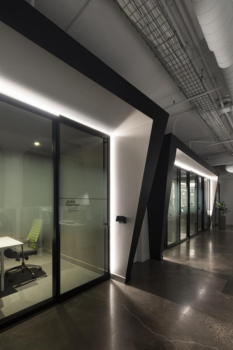 Dossier de presse | 7474-04 - Communiqué de presse | L’impact du design d’intérieur en milieu de travail - GKC Architecture & Design - Design d’intérieur commercial - Crédit photo : Adrien Williams