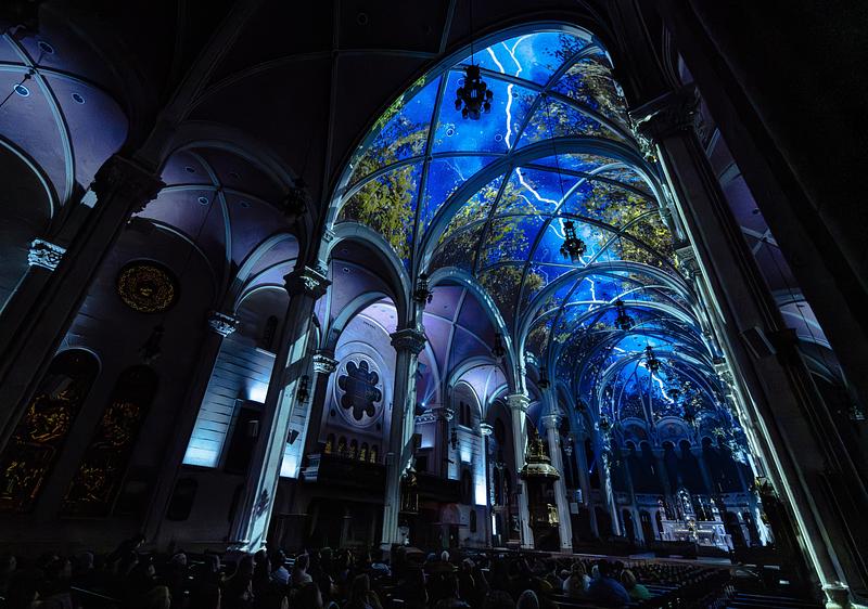 Press kit | 1089-13 - Press release | AURA by Moment Factory: Transforming Iconic Cultural Venues Into Must-Visit Immersive Destinations - Moment Factory - Multimedia Design - AURA Église Saint-Roch, Quebec City (inaugurated in 2025) - Photo credit: Moment Factory