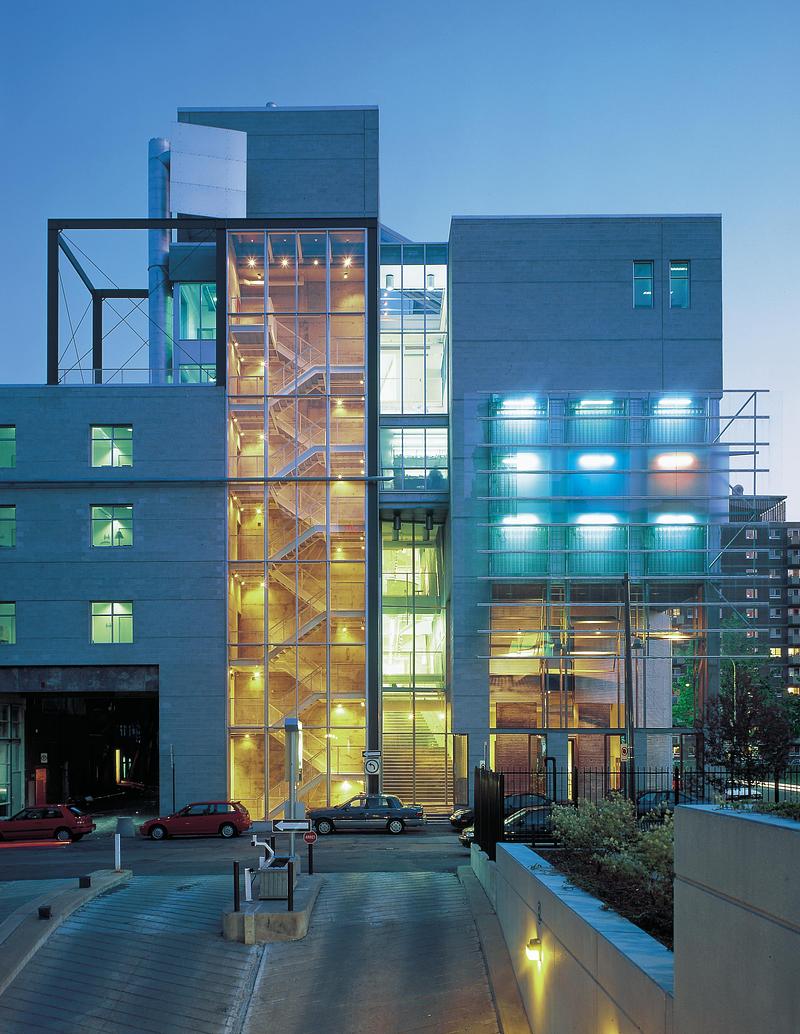 Press kit | 3326-05 - Press release | UQAM’s Pavillon de Design Receives the Royal Architectural Institute of Canada’s Prestigious Prix du XXe siècle - Université du Québec à Montréal - Institutional Architecture -  UQAM’s Pavillon de Design  - Photo credit: Michel Brunelle