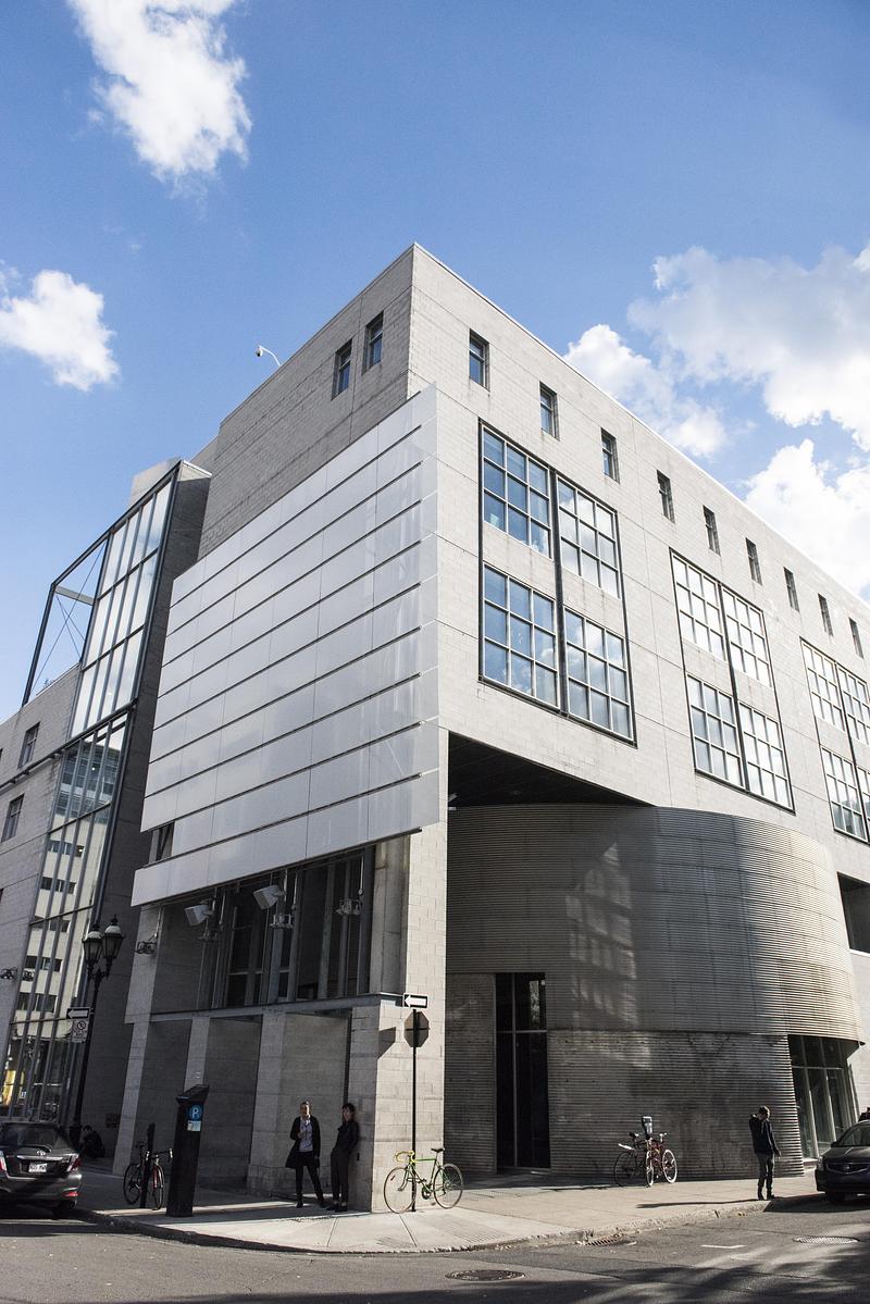 Press kit | 3326-05 - Press release | UQAM’s Pavillon de Design Receives the Royal Architectural Institute of Canada’s Prestigious Prix du XXe siècle - Université du Québec à Montréal - Institutional Architecture -  UQAM’s Pavillon de Design  - Photo credit: Nathalie St-Pierre