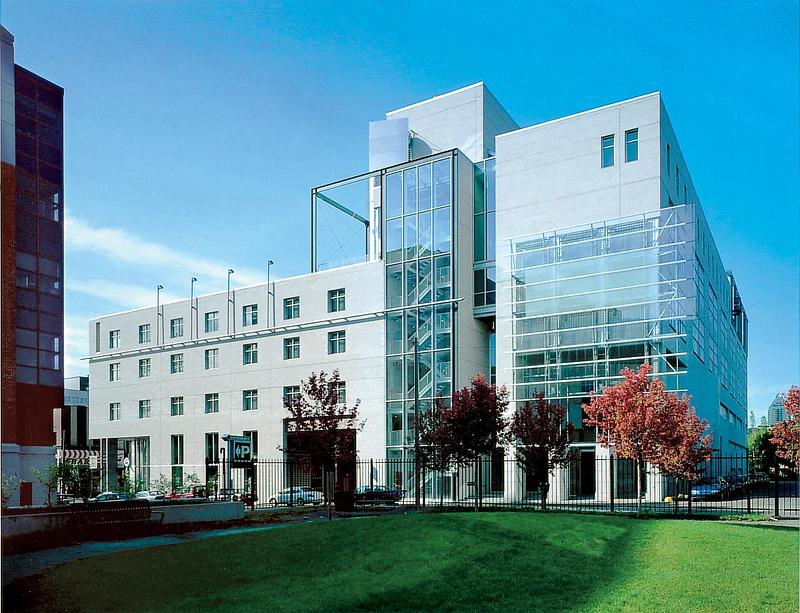 Press kit | 3326-05 - Press release | UQAM’s Pavillon de Design Receives the Royal Architectural Institute of Canada’s Prestigious Prix du XXe siècle - Université du Québec à Montréal - Institutional Architecture -  UQAM’s Pavillon de Design  - Photo credit: Michel Brunelle