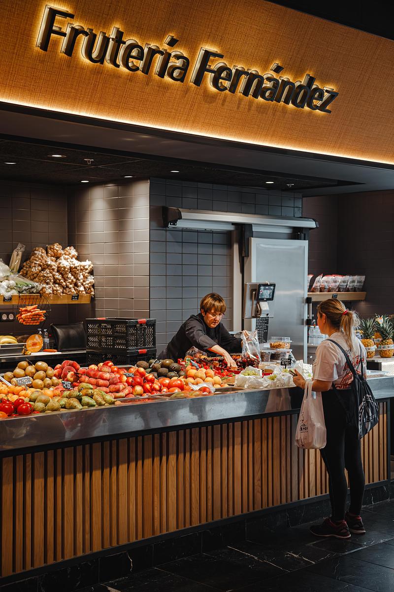 Dossier de presse | 3724-18 - Communiqué de presse | San Martin Market - EL EQUIPO CREATIVO - Design d’intérieur commercial - Ground floor  - Crédit photo : <p>Aitor Estévez</p>