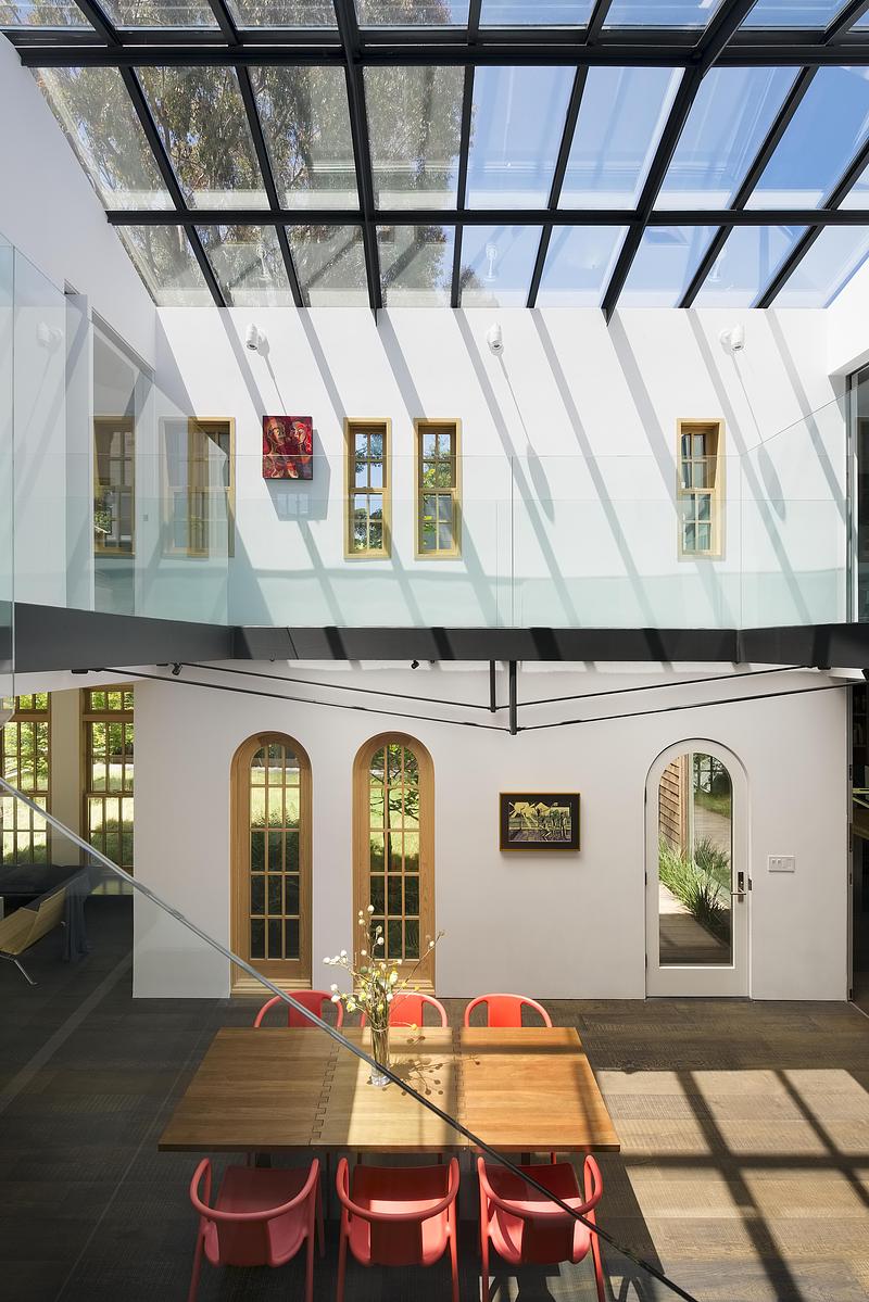 Press kit | 7639-01 - Press release | Cow Hollow - Mark English Architects - Residential Architecture - Photo credit: Joe Fletcher