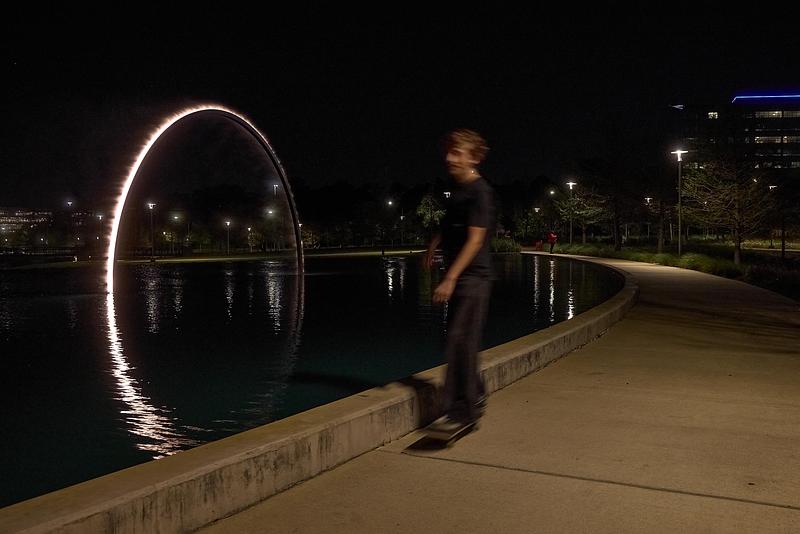 Press kit | 7810-02 - Press release | Arc ZERO: A Houston First - James Tapscott - Art - A skater rolls past the Eclipse - Photo credit: Nicki Evans