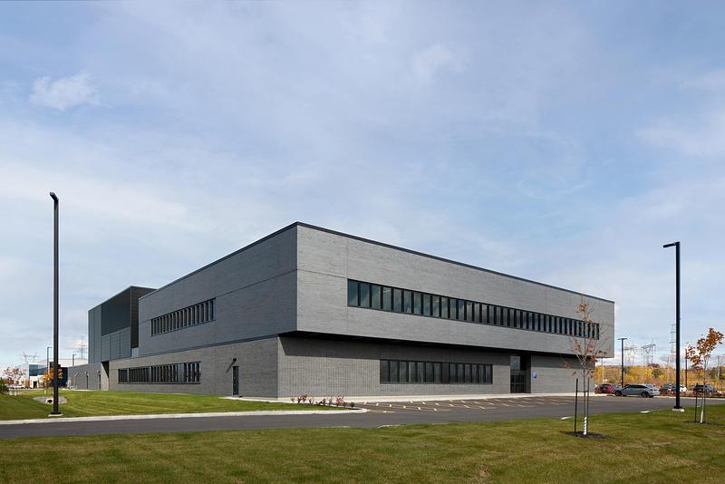 Press kit | 1440-05 - Press release | NFOE and Archi– Design Monolithic Laboratory in Quebec - NFOE  | Archi– - Institutional Architecture - Sud-Ouest - Photo credit: James Brittain