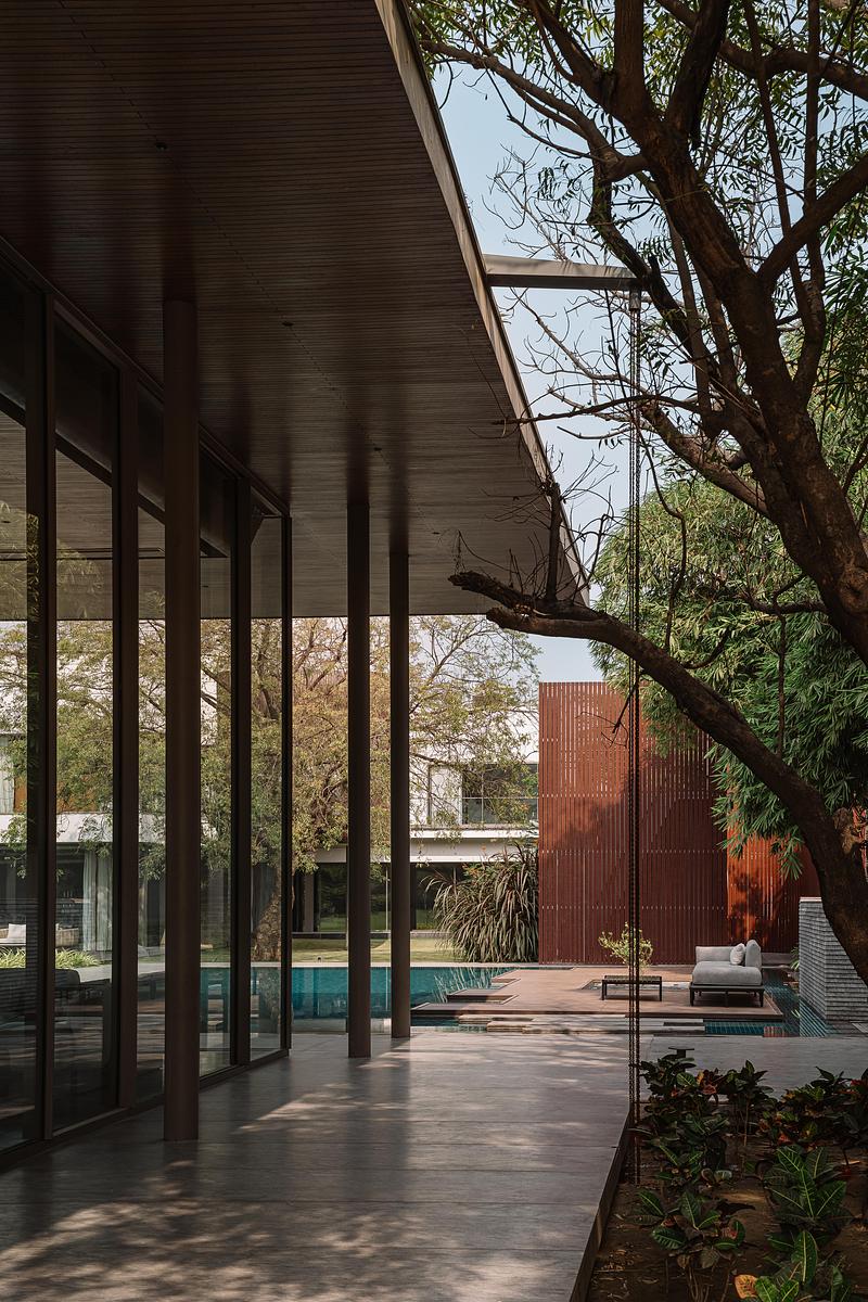 Press kit | 6986-04 - Press release | The Dip Pavilion - andblack design studio - Residential Architecture - Photo credit: Ishita Sitwala