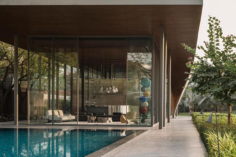 Press kit | 6986-04 - Press release | The Dip Pavilion - andblack design studio - Residential Architecture - Photo credit: Ishita Sitwala