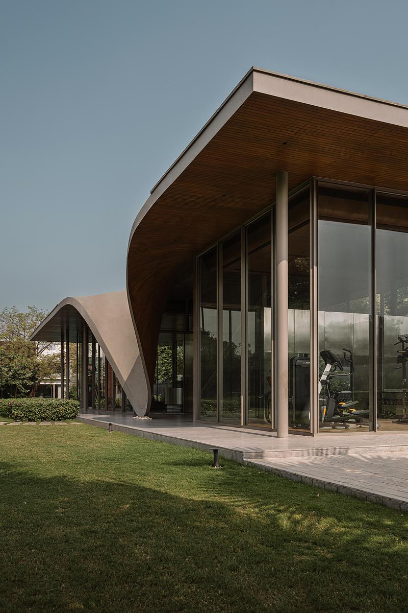 Press kit | 6986-04 - Press release | The Dip Pavilion - andblack design studio - Residential Architecture - Photo credit: Ishita Sitwala