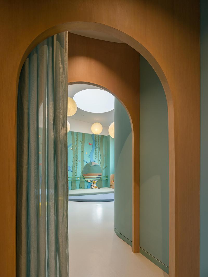 Dossier de presse | 7640-03 - Communiqué de presse | La Crèche du Dragon - studio vapore - Design d’intérieur commercial - Crédit photo : Vincent Wu