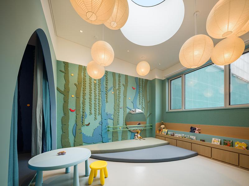 Dossier de presse | 7640-03 - Communiqué de presse | La Crèche du Dragon - studio vapore - Design d’intérieur commercial - Crédit photo : Vincent Wu